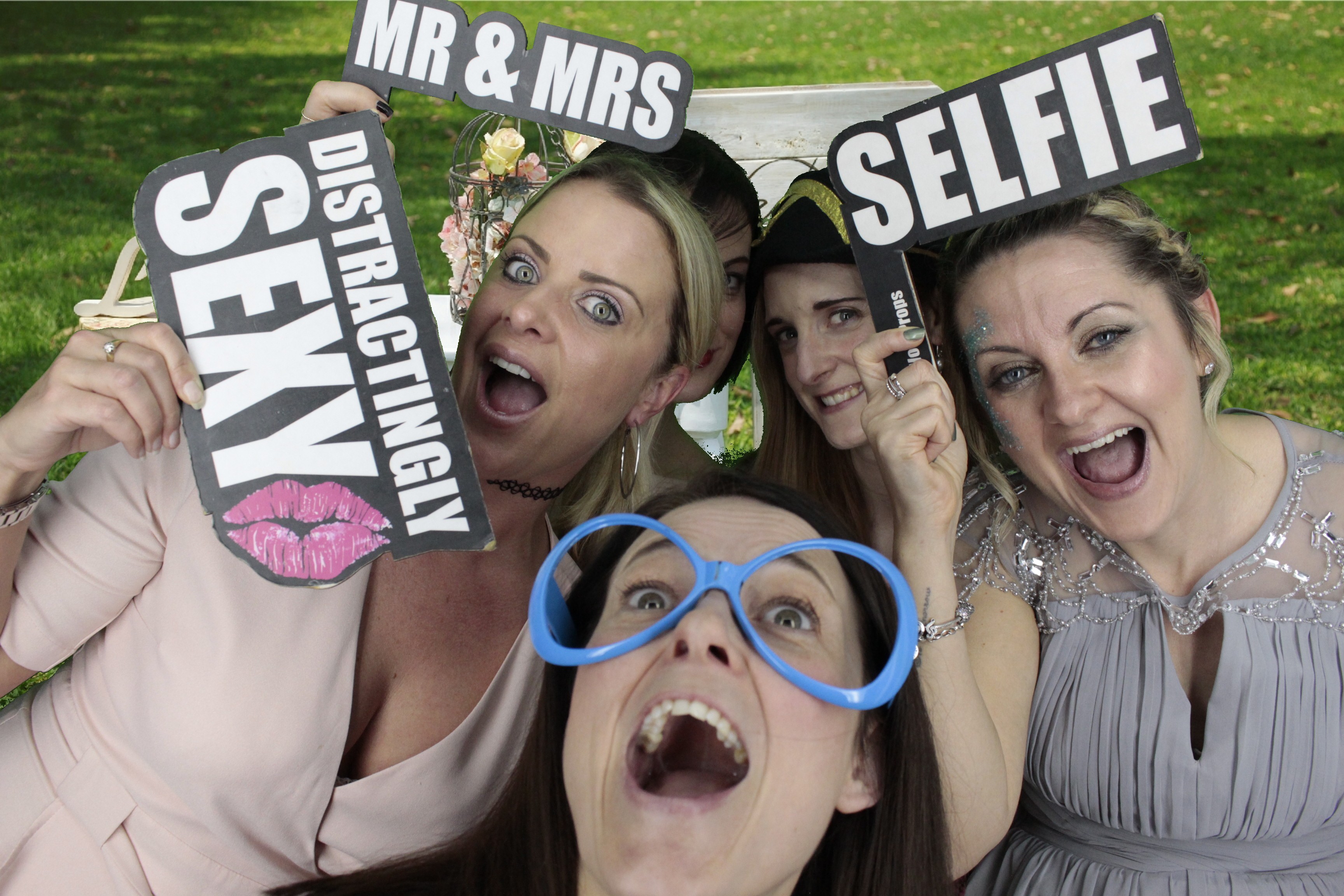 Nikki Carr's Wedding | View more photos from the event at gallery.myphotoboothexperience.co.uk/u/MyPhotoBoothExperienceLtd/Nikki-Carrs-Wedding